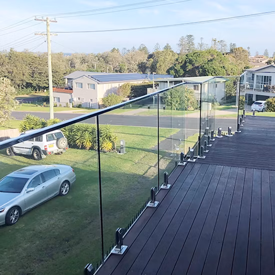 Guangdong Factory Edelstahl-Glasklemmenbeschläge für Treppengeländer