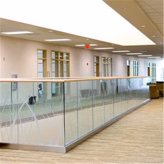 Außen-LED-Licht-Aluminium-Glasbalustrade U-Kanal-Glasgeländer für Decks