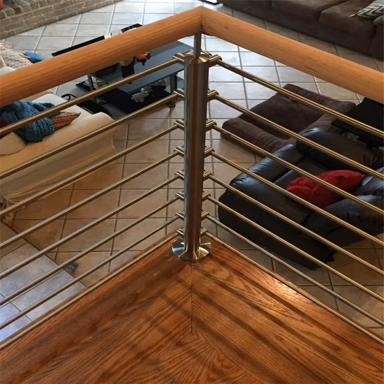 Maßgeschneiderte Edelstahl-Stabbalustrade/Edelstahl-Handlauf und Balustradensystemkomponenten