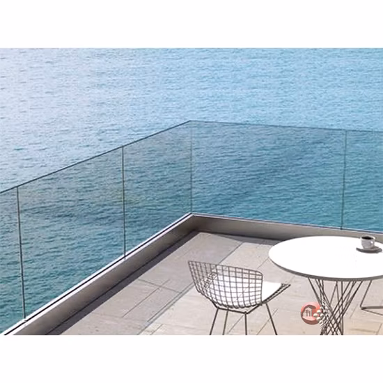 Prima rahmenloses Glasbalustraden-Balkongeländer mit LED-Lichtbalustraden und Handlaufstufentreppe